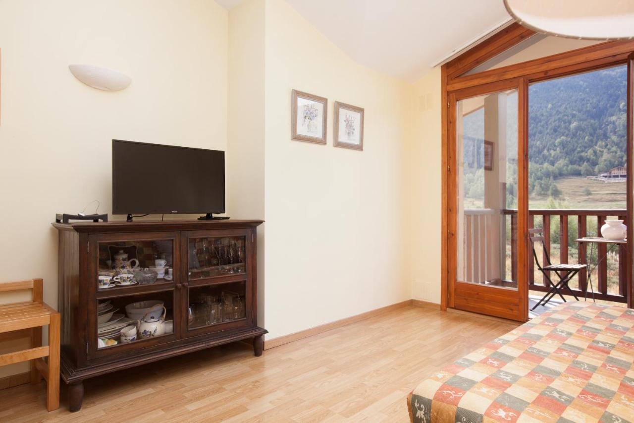 Apartaments Les Terrasses Del Tarter Exterior photo